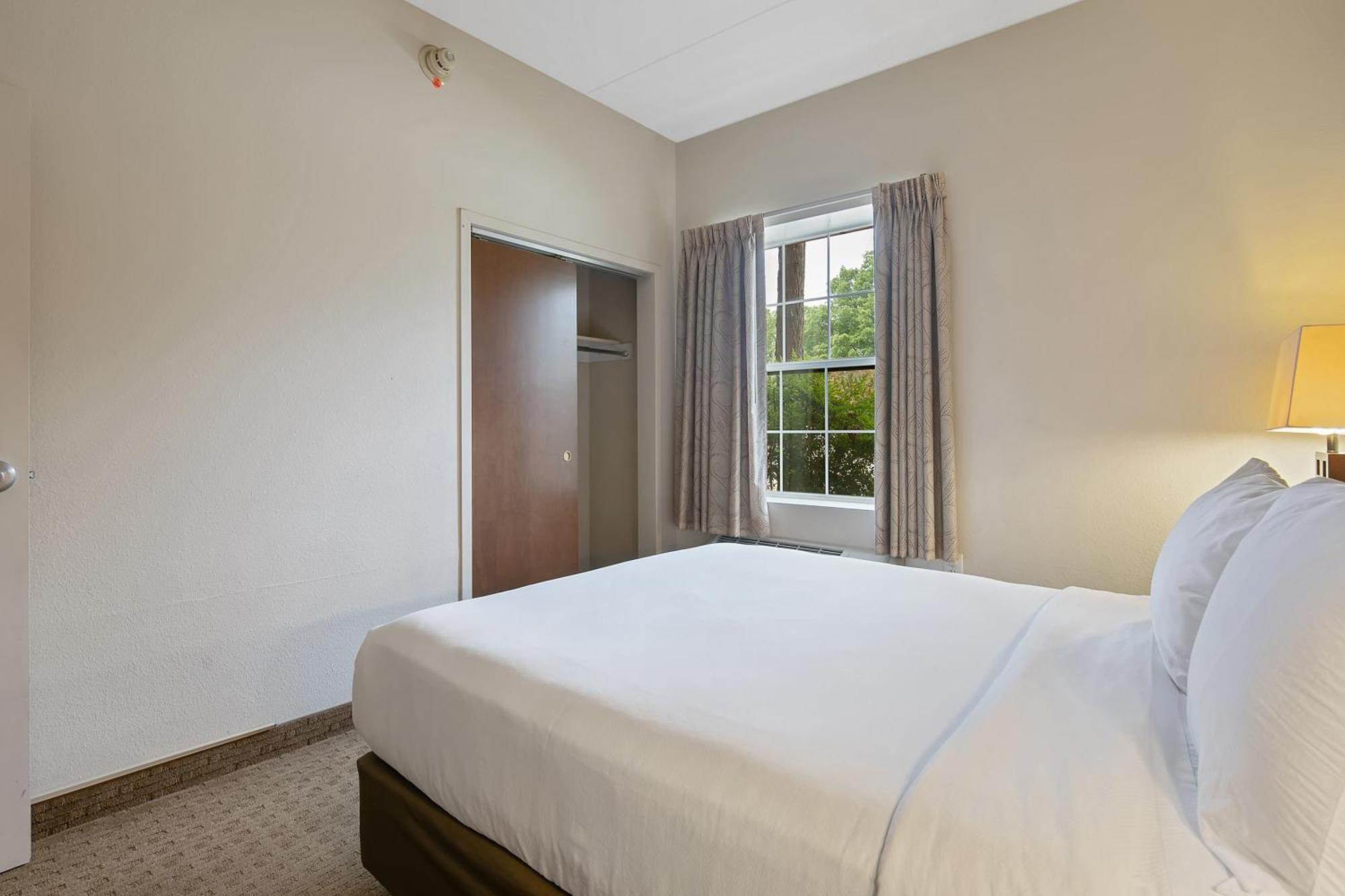 The Landmark Inn Fort Bragg Phòng bức ảnh